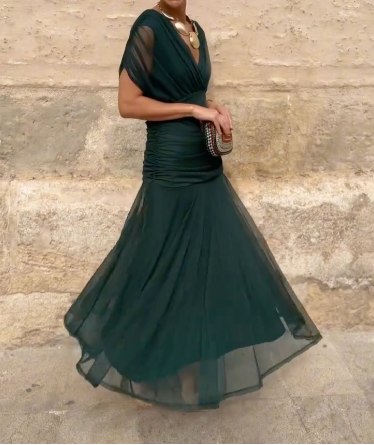 Elegantna maksi haljina s V-izrezom