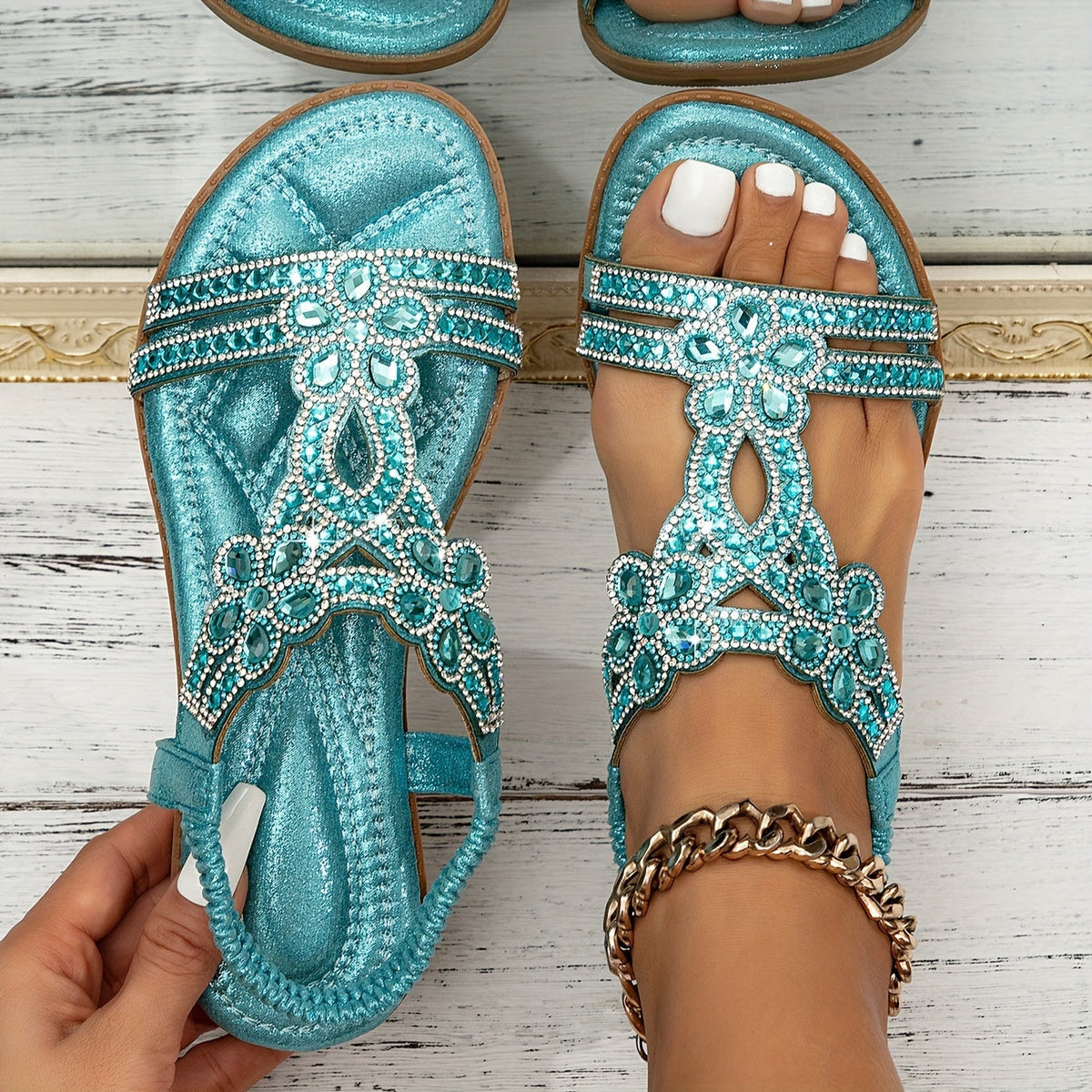Opuštene boho sandale