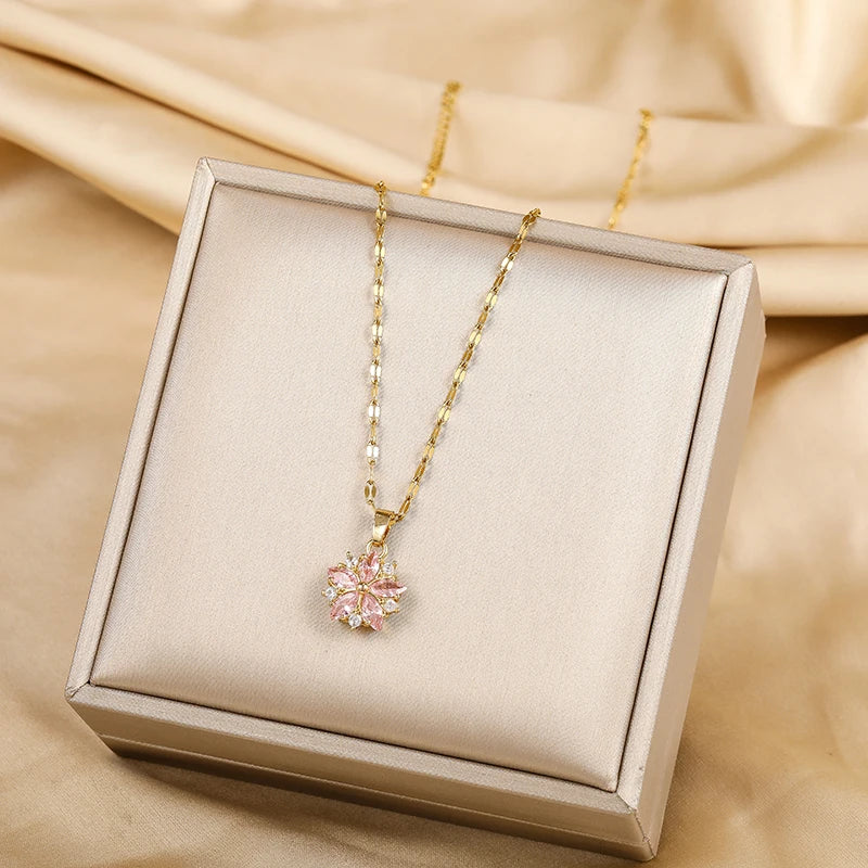 Collier Sakura Rose Romantique od Nehrđajućeg Čelika