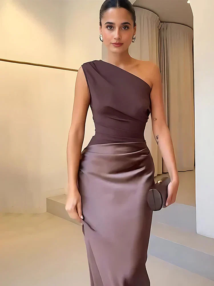 Elegantna uska maksi haljina