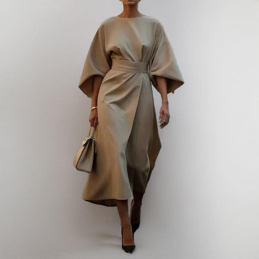 Haljina kimono kroja sa sjenovitim cvjetnim uzorkom